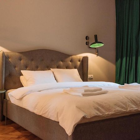 Brezoianu Spacious Flat Bucharest Exterior photo