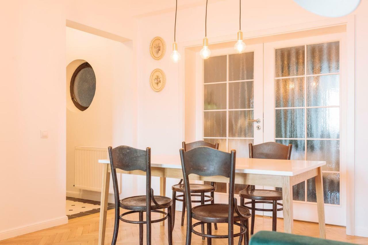 Brezoianu Spacious Flat Bucharest Exterior photo