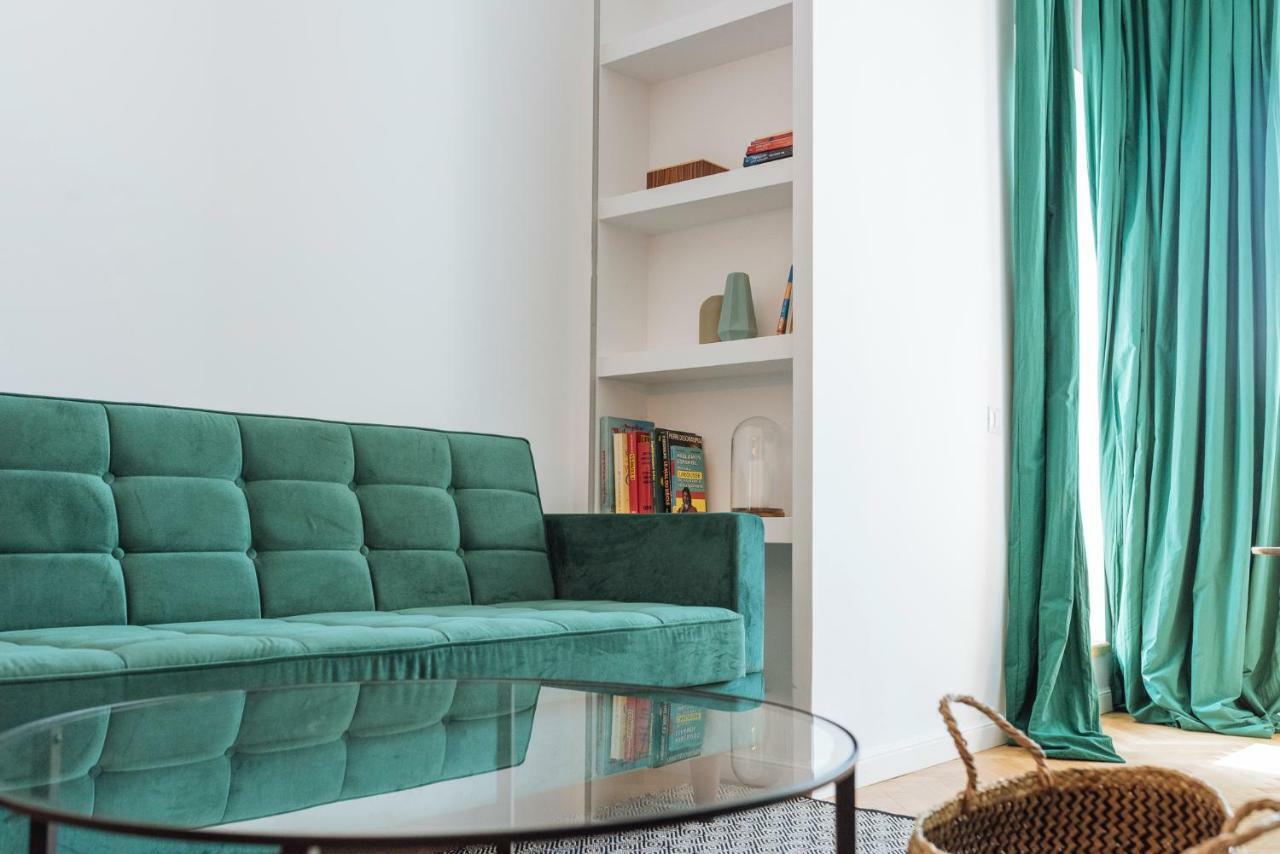 Brezoianu Spacious Flat Bucharest Exterior photo