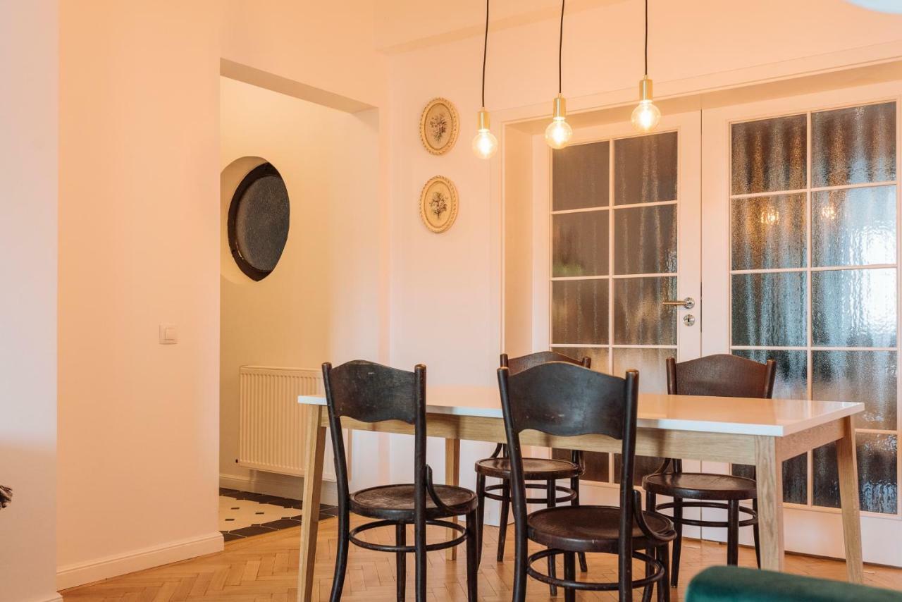 Brezoianu Spacious Flat Bucharest Exterior photo